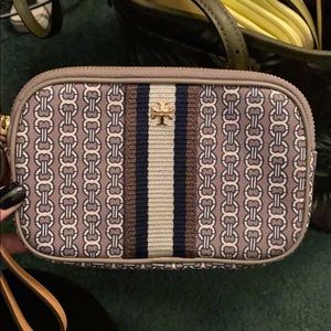 Grey Link Tory Burch Wrislet